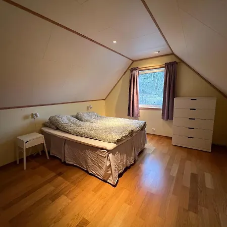 Feriehus Vacation With A Lovely View! Hjelmeland