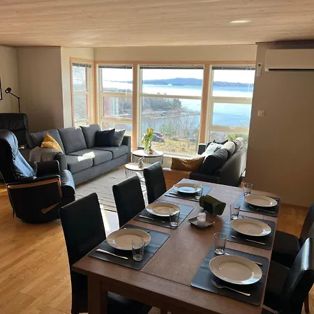 Vacation With A Lovely View! * Hjelmeland