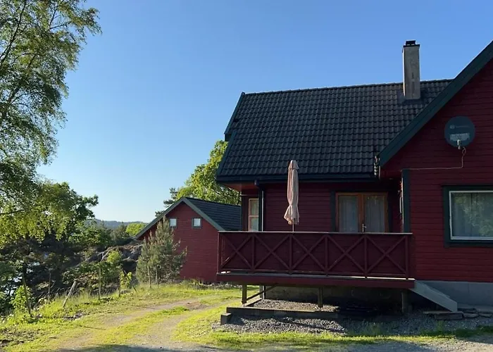 Vacation With A Lovely View! * Hjelmeland